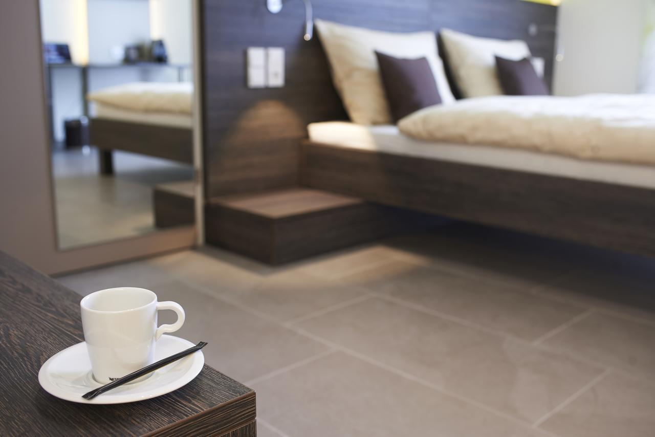 Eee Hotel Traun Eksteriør bilde