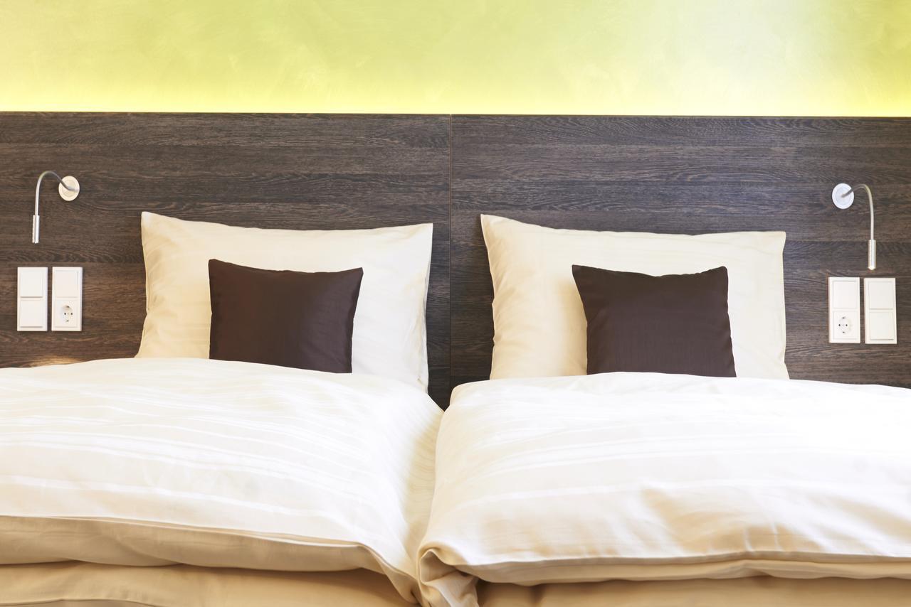 Eee Hotel Traun Eksteriør bilde