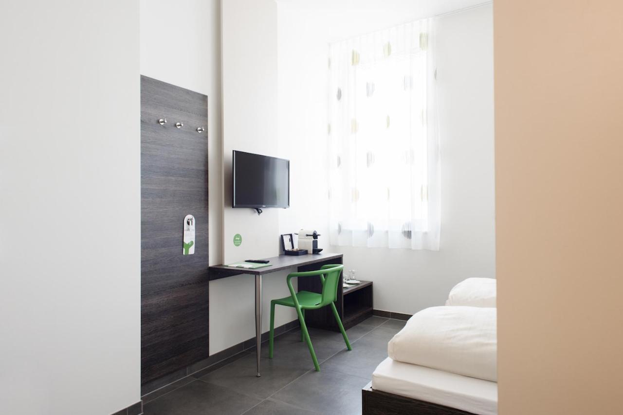 Eee Hotel Traun Eksteriør bilde